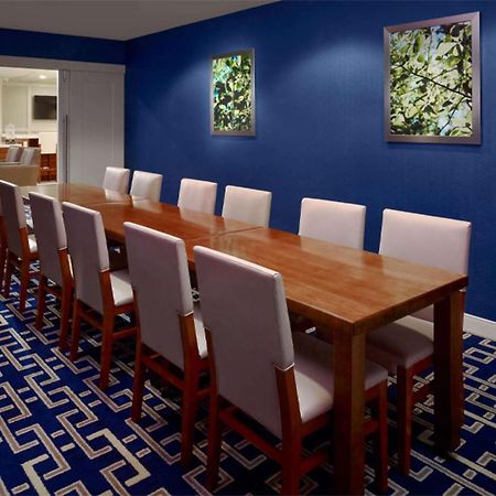Sonesta Es Suites Somerset Εξωτερικό φωτογραφία