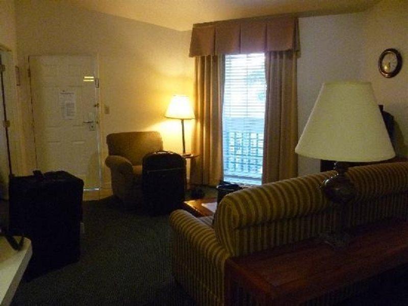 Sonesta Es Suites Somerset Εξωτερικό φωτογραφία