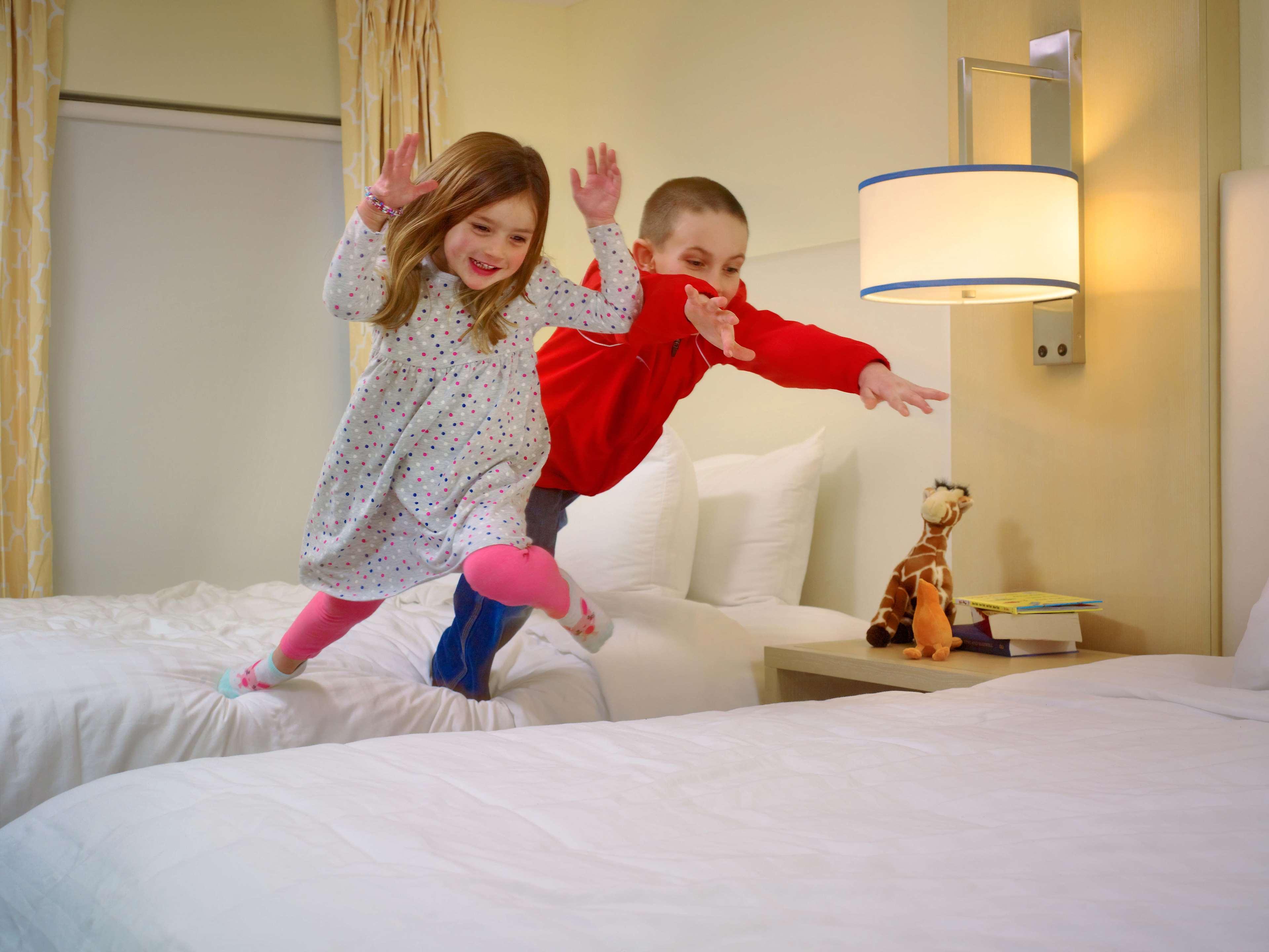 Sonesta Es Suites Somerset Εξωτερικό φωτογραφία