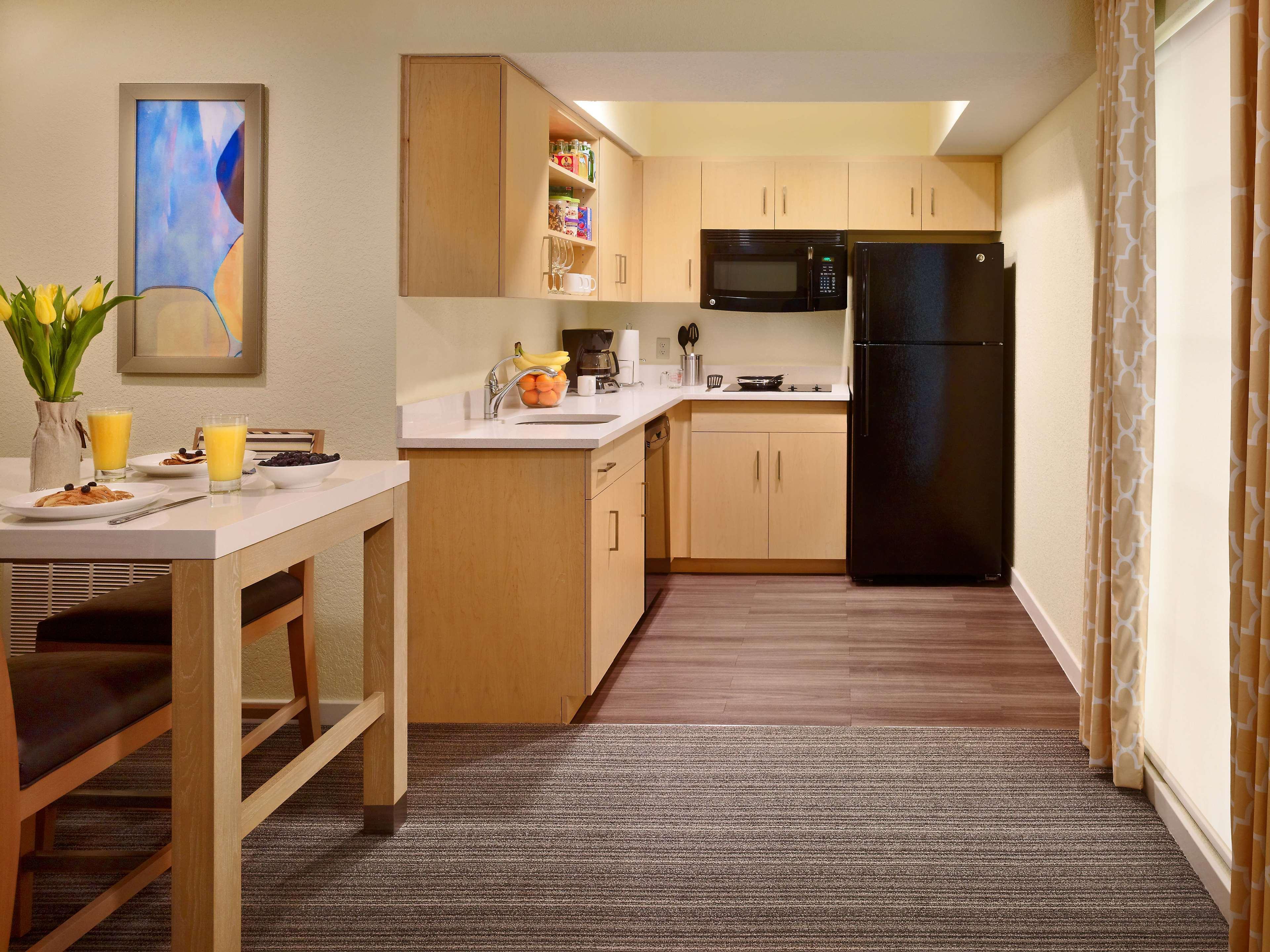 Sonesta Es Suites Somerset Εξωτερικό φωτογραφία