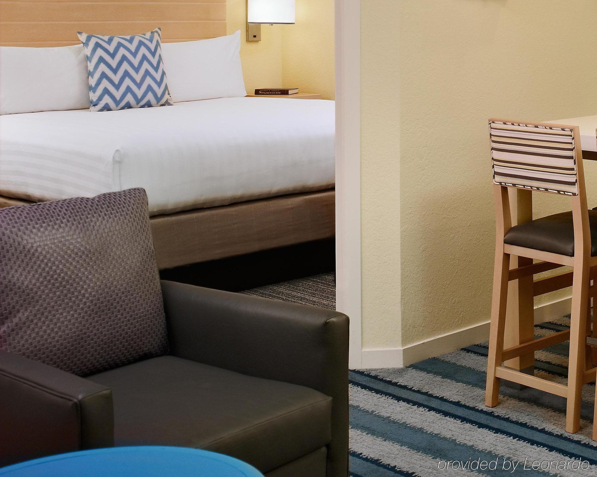 Sonesta Es Suites Somerset Εξωτερικό φωτογραφία